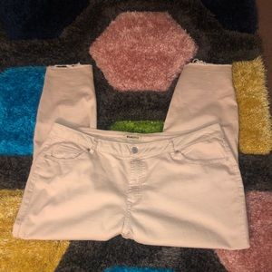 Distressed Boyfriend Jeans